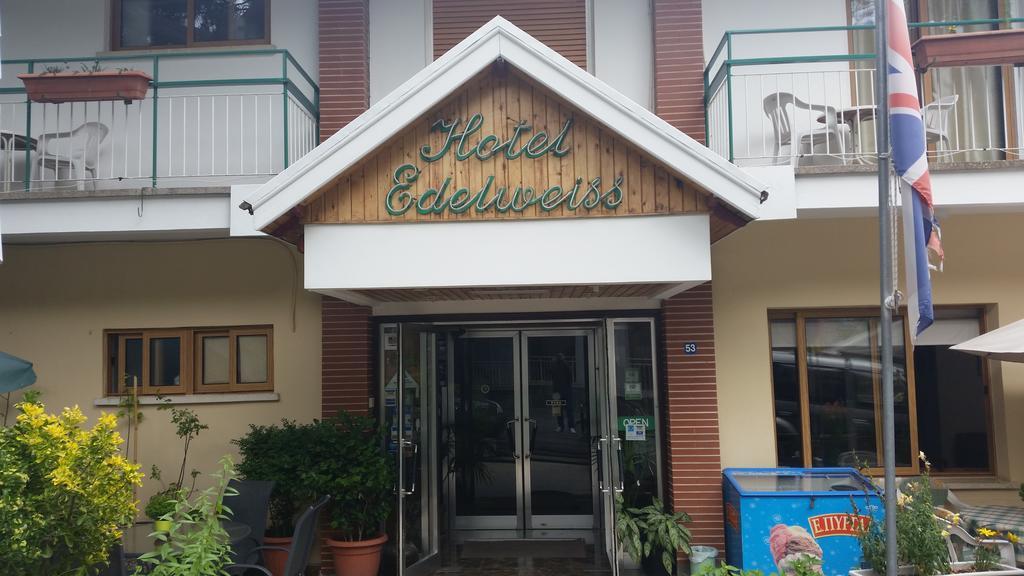 艾德维斯酒店 普拉特斯 外观 照片